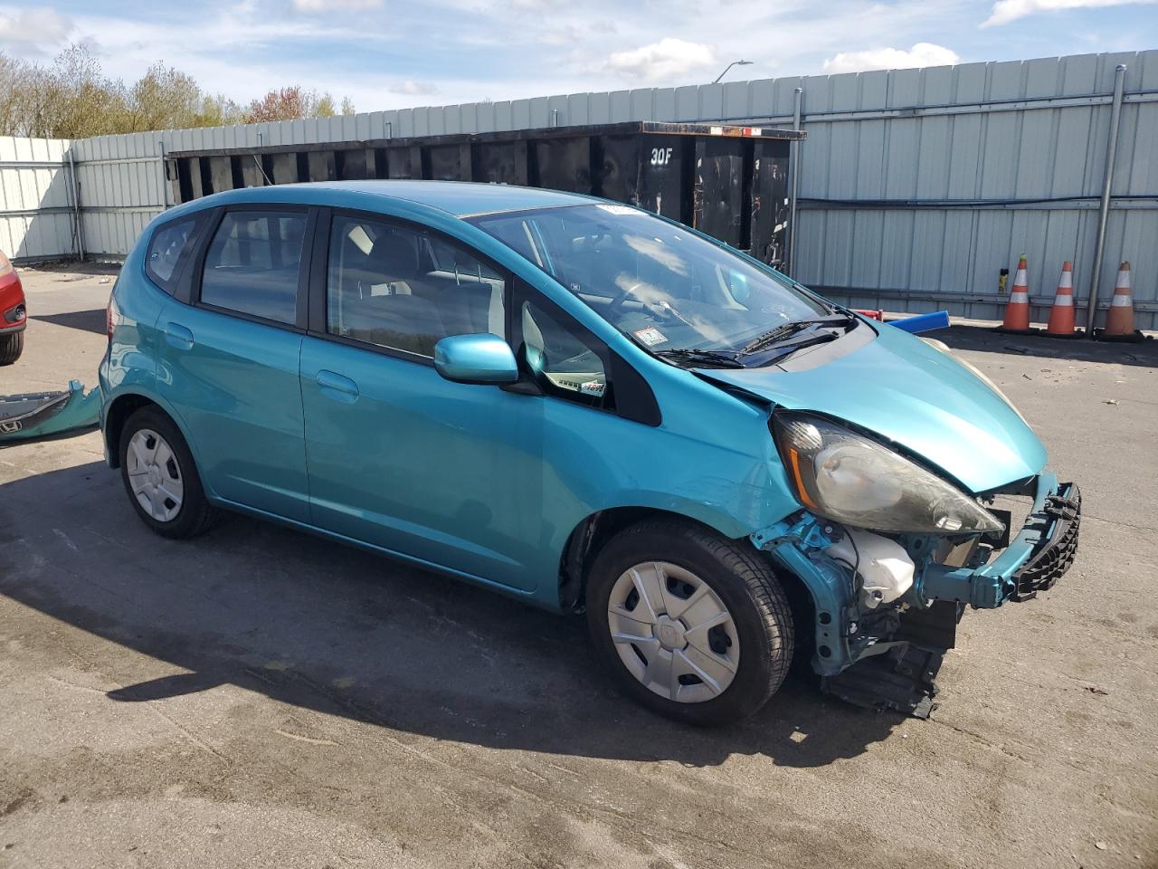 Photo 3 VIN: JHMGE8H38CC026599 - HONDA FIT 