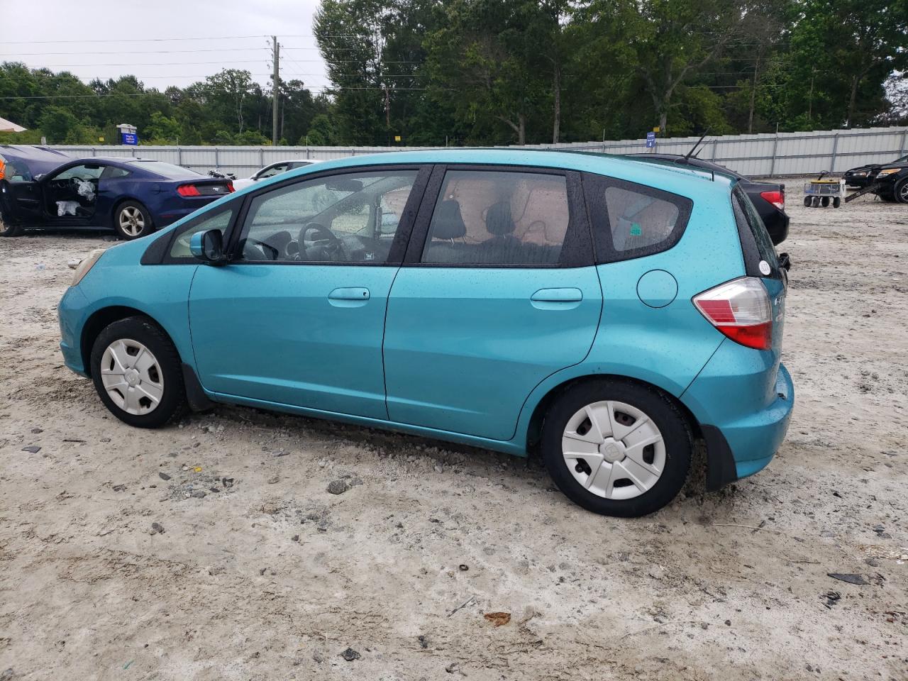 Photo 1 VIN: JHMGE8H38CC031771 - HONDA FIT 