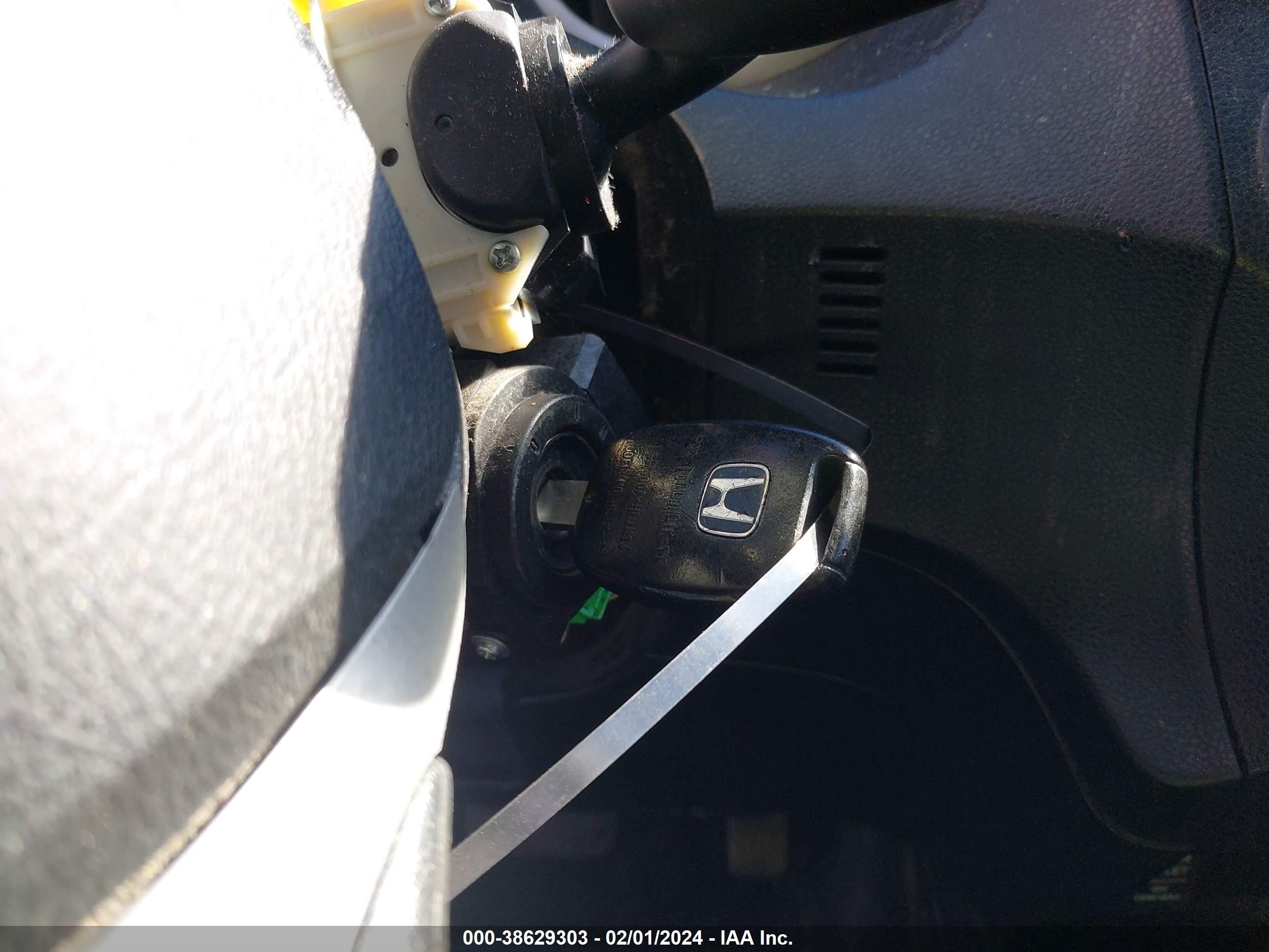 Photo 10 VIN: JHMGE8H38CS001515 - HONDA FIT 