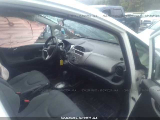 Photo 4 VIN: JHMGE8H38CS005290 - HONDA FIT 