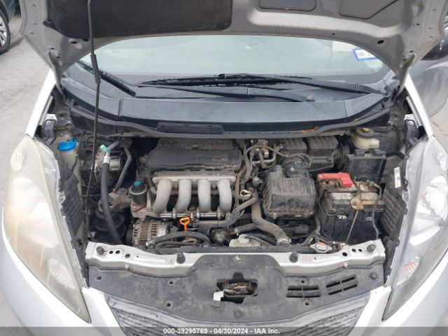 Photo 9 VIN: JHMGE8H39BC028215 - HONDA FIT 