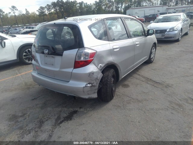 Photo 3 VIN: JHMGE8H39CS004620 - HONDA FIT 