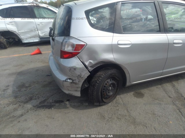 Photo 5 VIN: JHMGE8H39CS004620 - HONDA FIT 