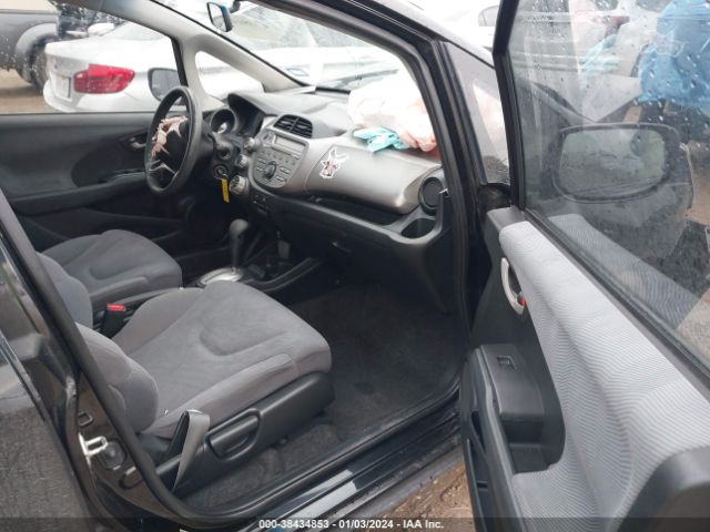 Photo 4 VIN: JHMGE8H3XBC025517 - HONDA FIT 