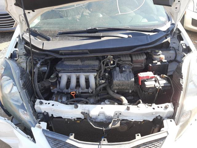 Photo 6 VIN: JHMGE8H3XBS010473 - HONDA FIT 