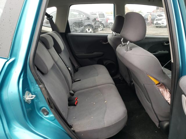 Photo 5 VIN: JHMGE8H3XCC009884 - HONDA FIT 