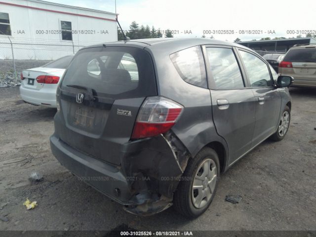 Photo 5 VIN: JHMGE8H3XCS004867 - HONDA FIT 