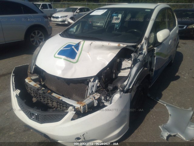 Photo 5 VIN: JHMGE8H3XDC061131 - HONDA FIT 