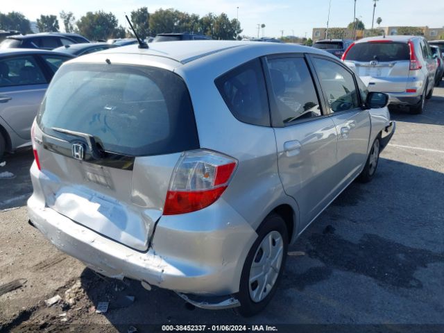 Photo 3 VIN: JHMGE8H3XDC064837 - HONDA FIT 