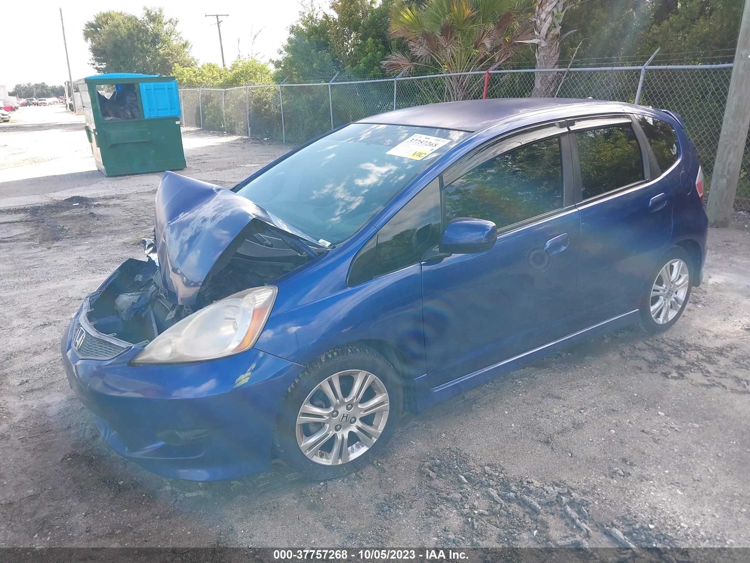 Photo 1 VIN: JHMGE8H40AC025002 - HONDA FIT 