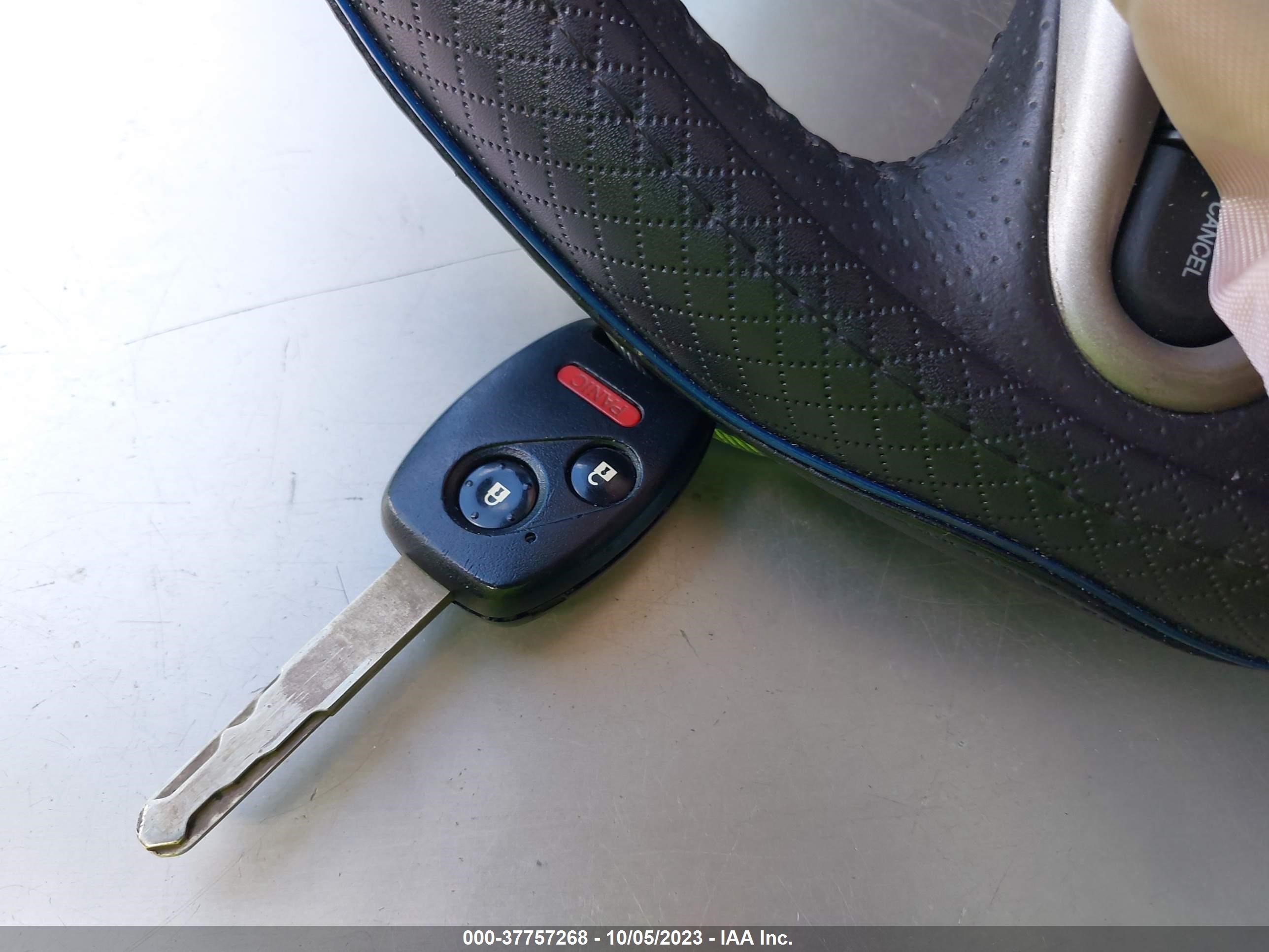 Photo 10 VIN: JHMGE8H40AC025002 - HONDA FIT 