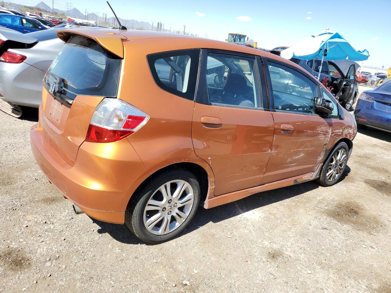 Photo 2 VIN: JHMGE8H41AS021126 - HONDA FIT 