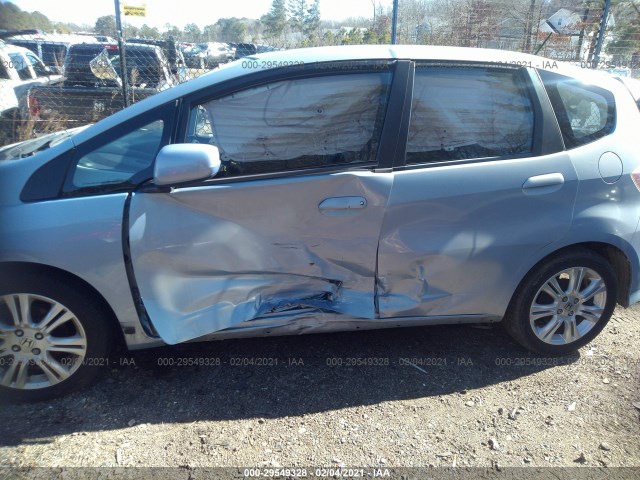 Photo 5 VIN: JHMGE8H42AC017032 - HONDA FIT 