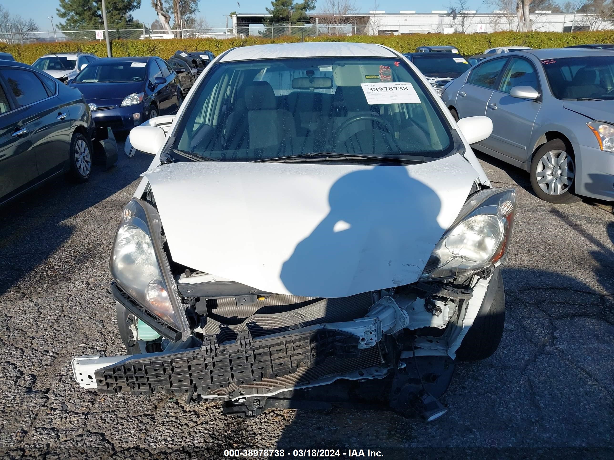 Photo 12 VIN: JHMGE8H42AC030217 - HONDA FIT 