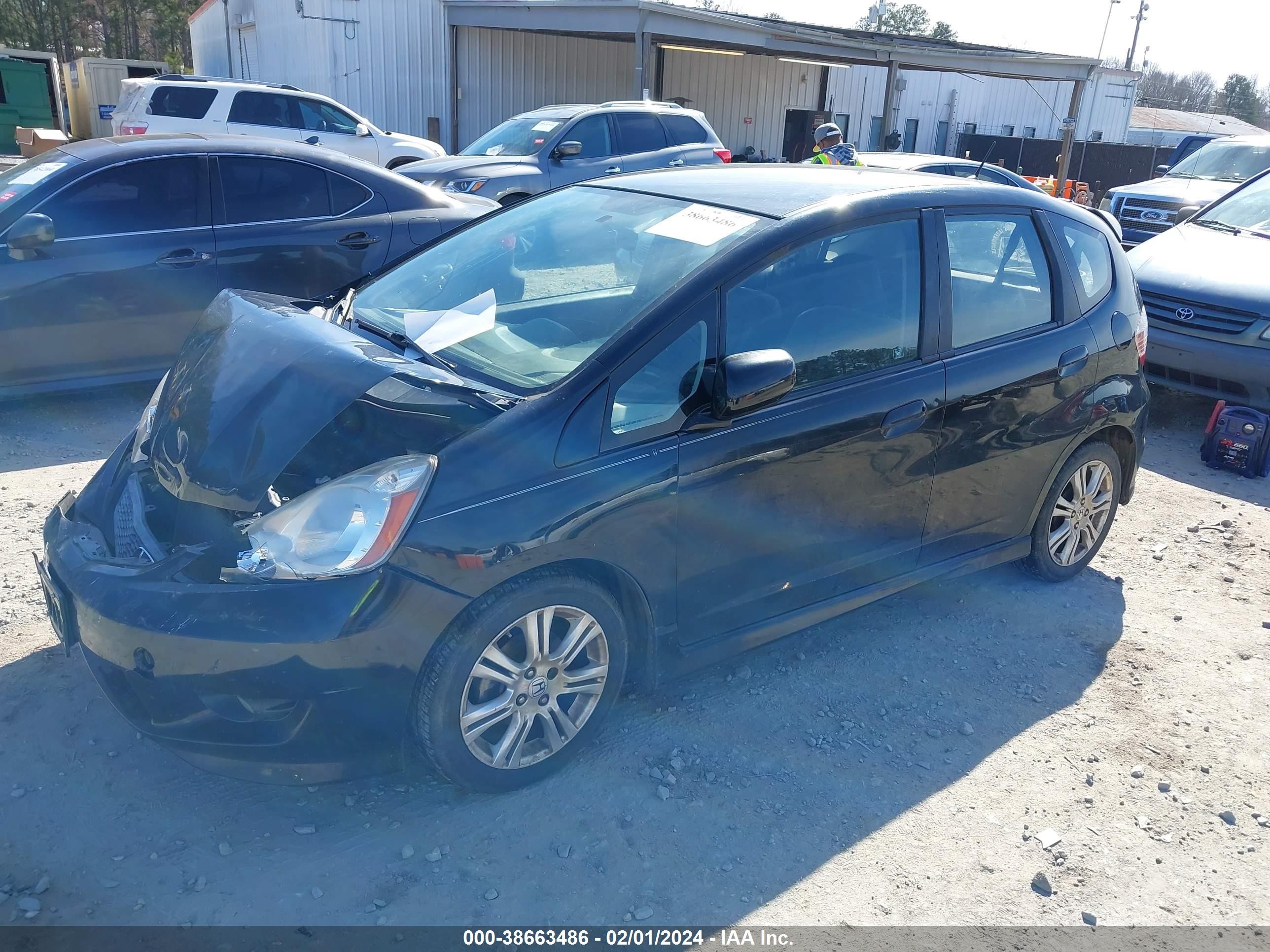 Photo 1 VIN: JHMGE8H42AS000494 - HONDA FIT 