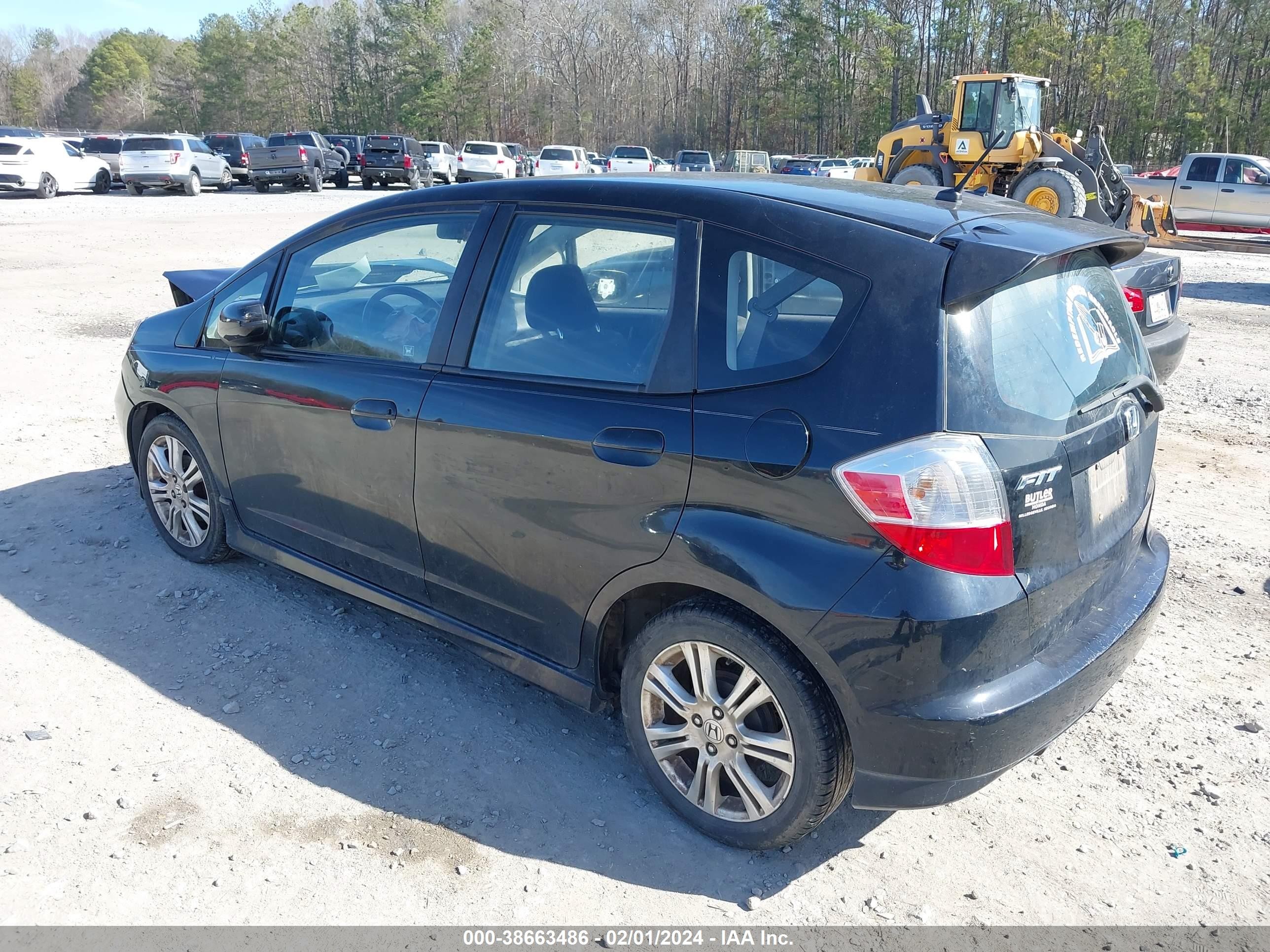 Photo 2 VIN: JHMGE8H42AS000494 - HONDA FIT 