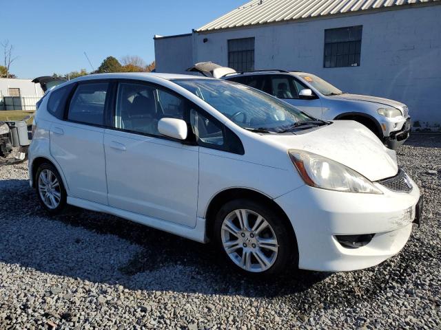 Photo 3 VIN: JHMGE8H42AS014329 - HONDA FIT SPORT 