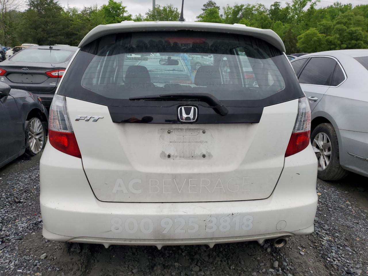 Photo 5 VIN: JHMGE8H42AS014699 - HONDA FIT 