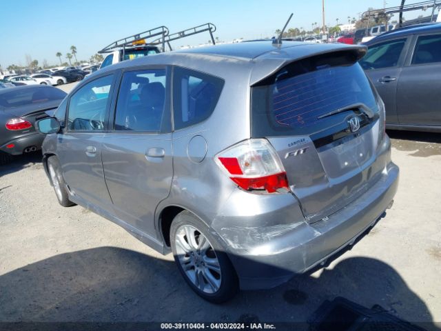 Photo 2 VIN: JHMGE8H42AS027517 - HONDA FIT 