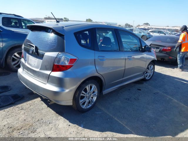 Photo 3 VIN: JHMGE8H42AS027517 - HONDA FIT 