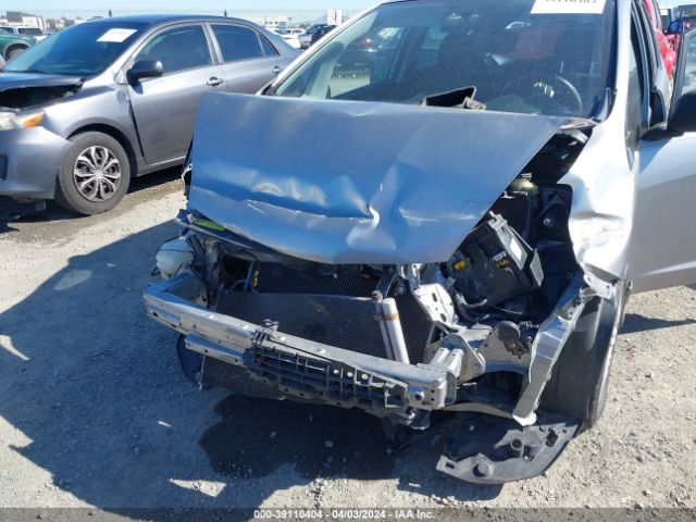 Photo 5 VIN: JHMGE8H42AS027517 - HONDA FIT 