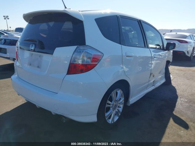 Photo 3 VIN: JHMGE8H43AC004211 - HONDA FIT 