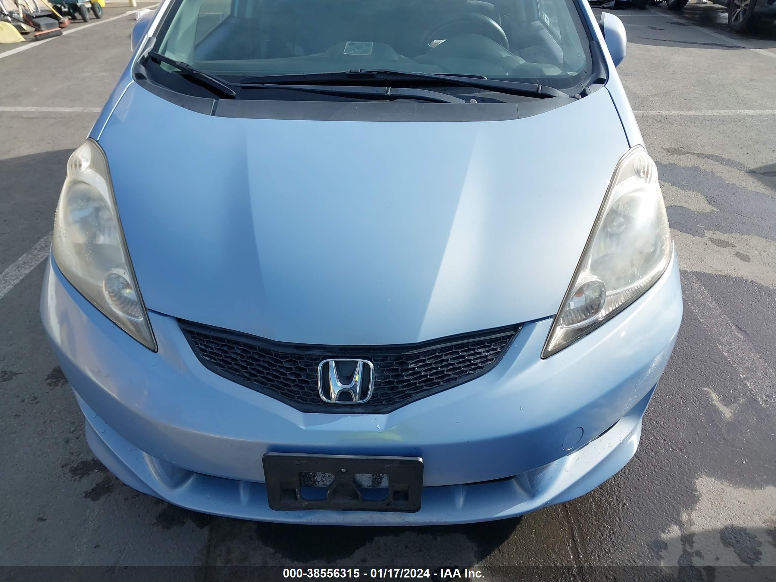 Photo 5 VIN: JHMGE8H43AC006816 - HONDA FIT 