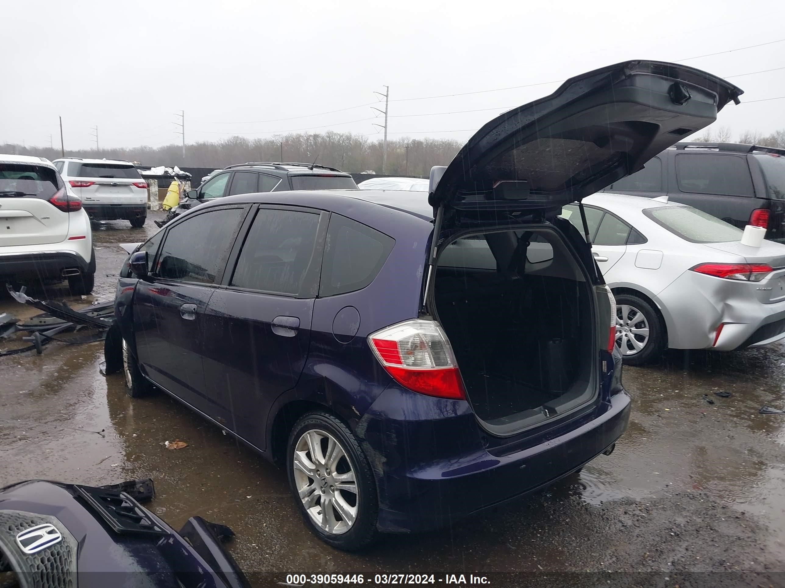 Photo 2 VIN: JHMGE8H43AC008274 - HONDA FIT 