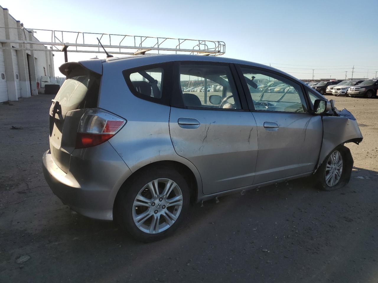 Photo 2 VIN: JHMGE8H43AS015618 - HONDA FIT 