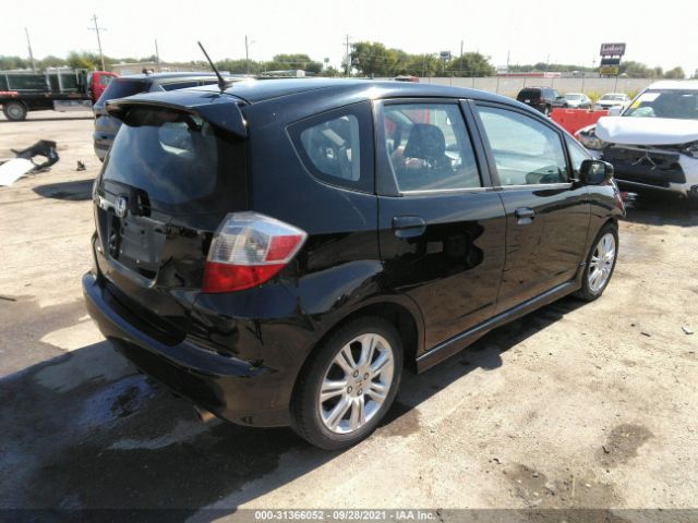 Photo 3 VIN: JHMGE8H44AC009112 - HONDA FIT 