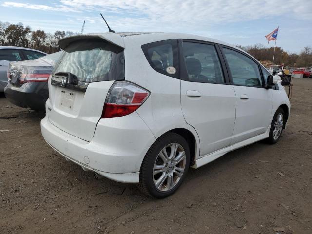 Photo 2 VIN: JHMGE8H44AC018893 - HONDA FIT SPORT 