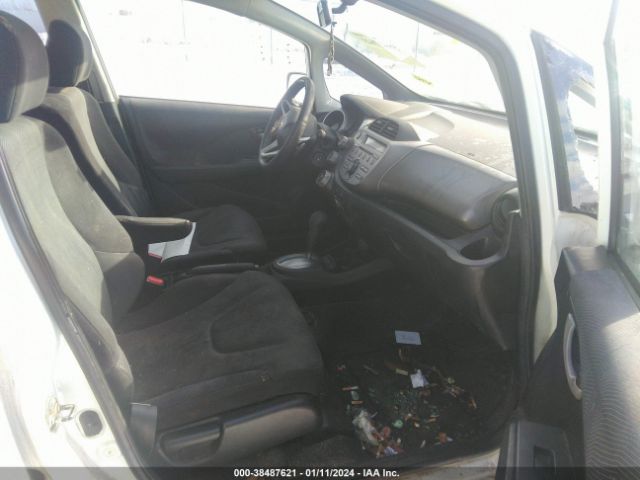 Photo 4 VIN: JHMGE8H44AS026031 - HONDA FIT 