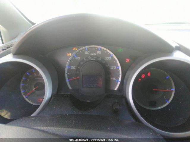 Photo 6 VIN: JHMGE8H44AS026031 - HONDA FIT 