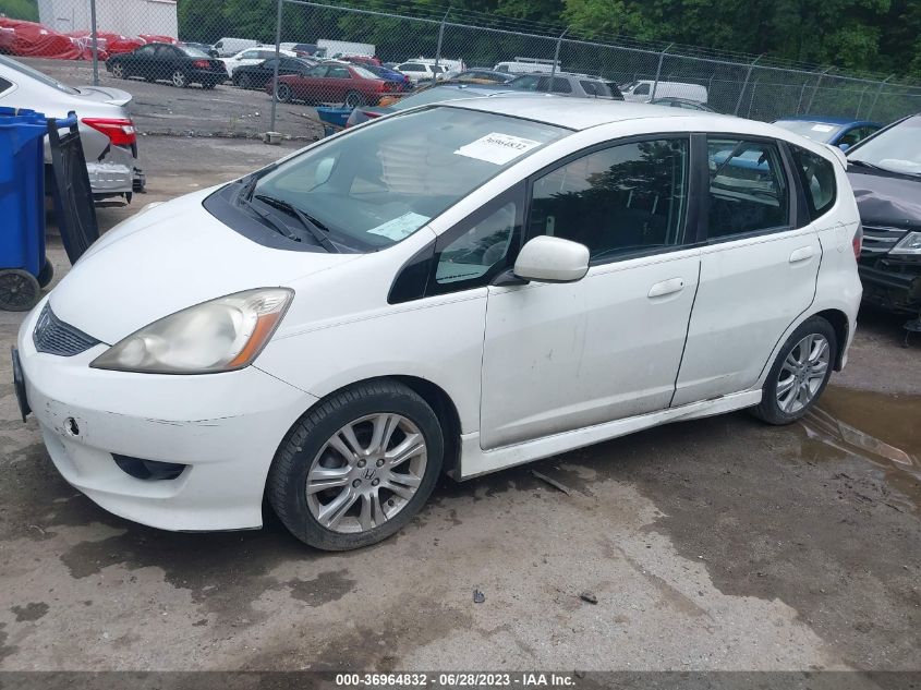 Photo 1 VIN: JHMGE8H45AC009264 - HONDA FIT 