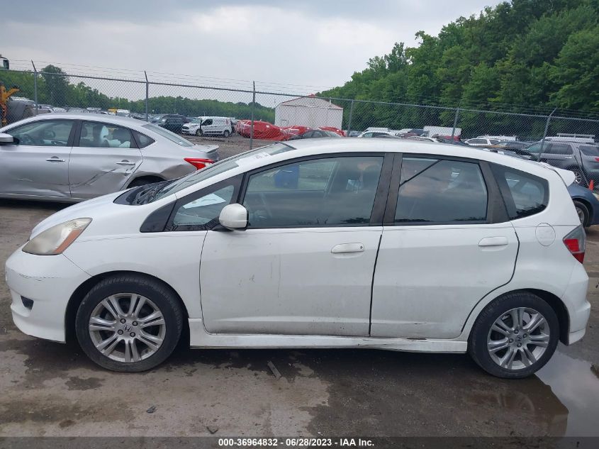 Photo 13 VIN: JHMGE8H45AC009264 - HONDA FIT 