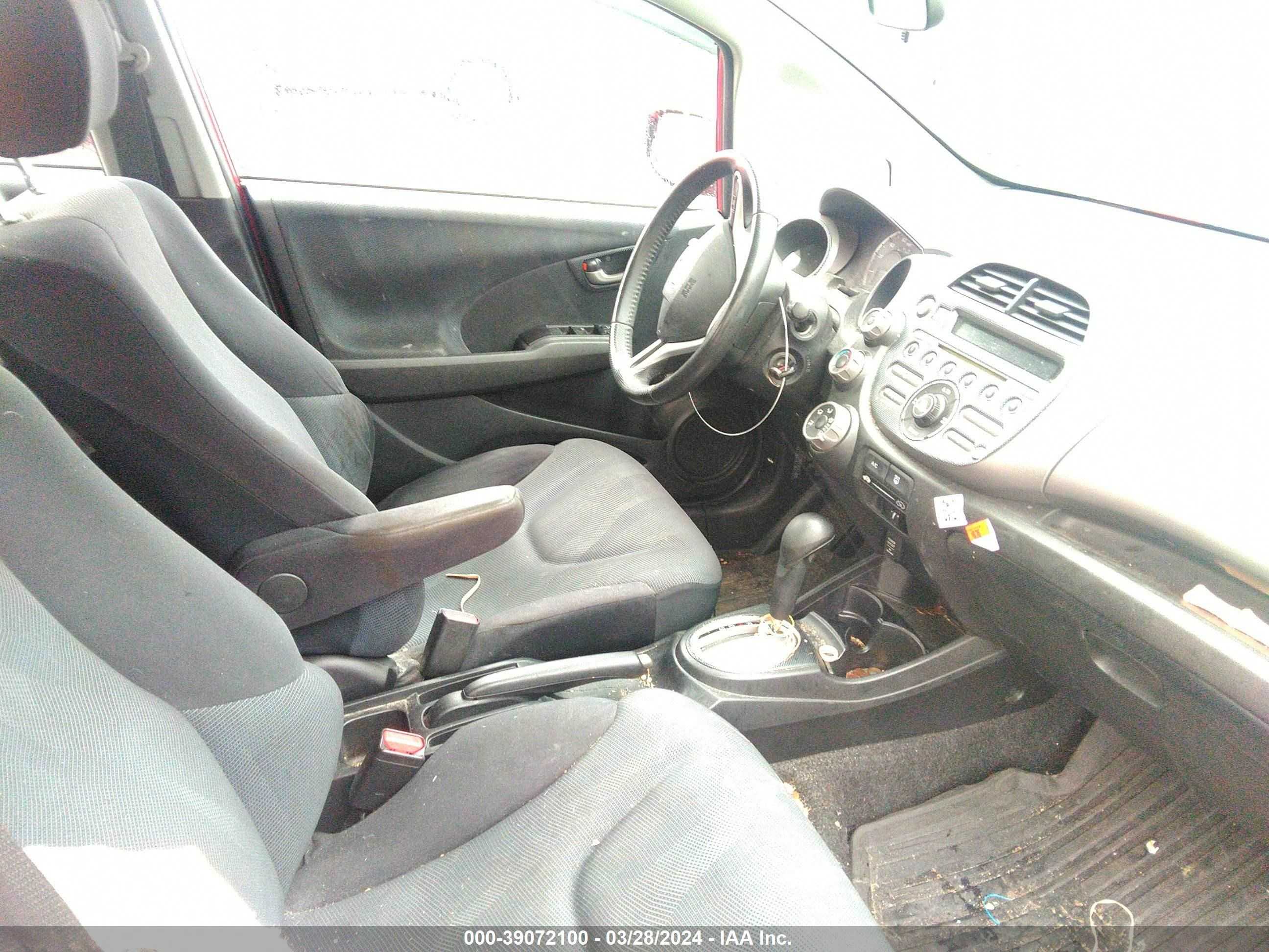 Photo 4 VIN: JHMGE8H45AC011645 - HONDA FIT 