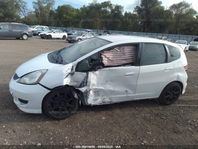 Photo 5 VIN: JHMGE8H45AC039221 - HONDA FIT 