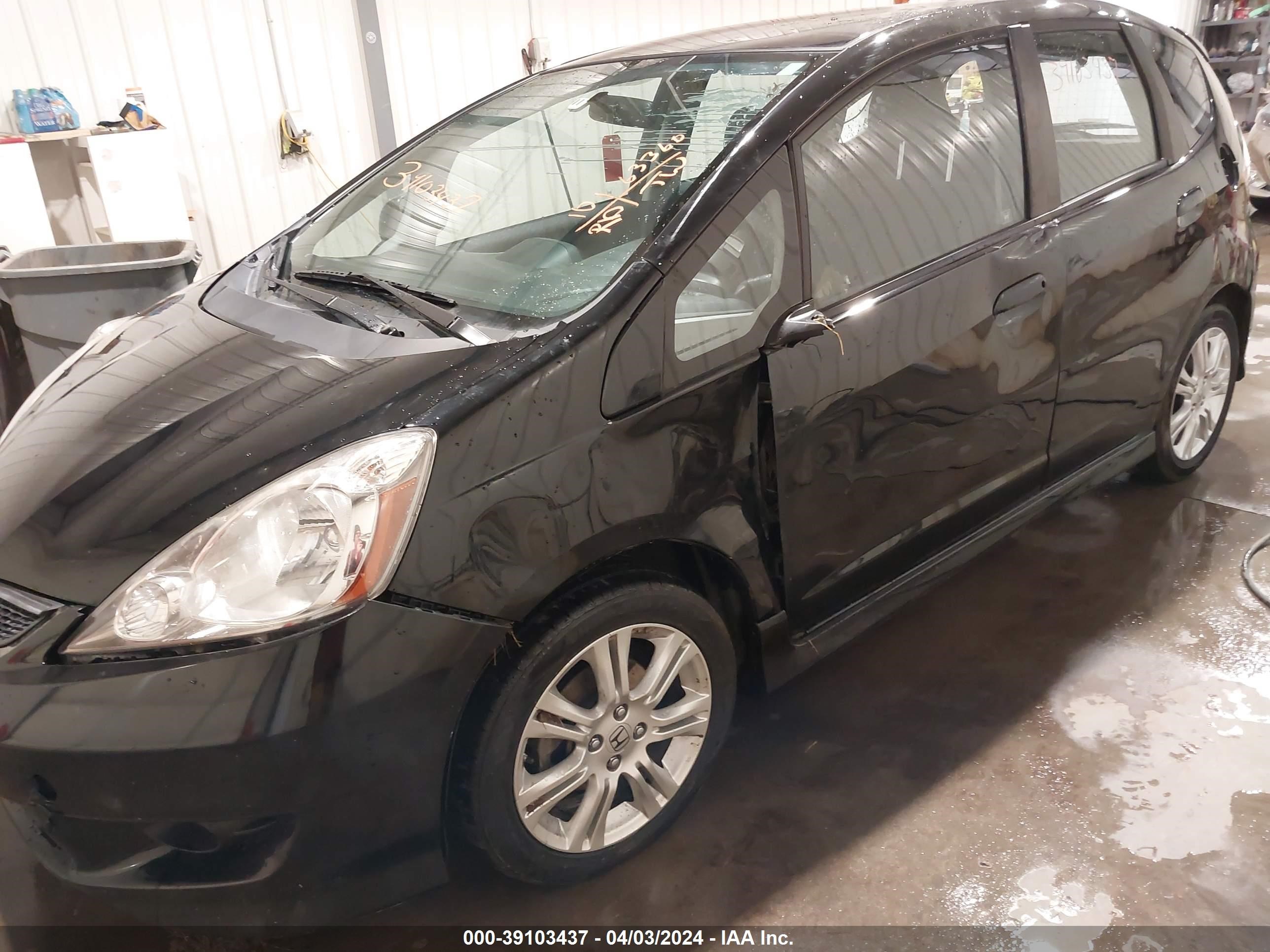 Photo 5 VIN: JHMGE8H45AS019895 - HONDA FIT 