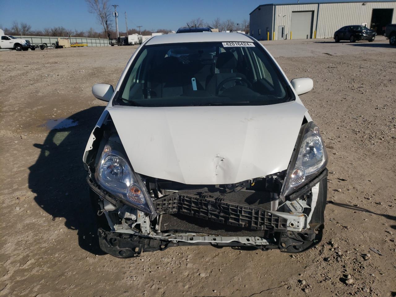 Photo 4 VIN: JHMGE8H46AC002761 - HONDA FIT 