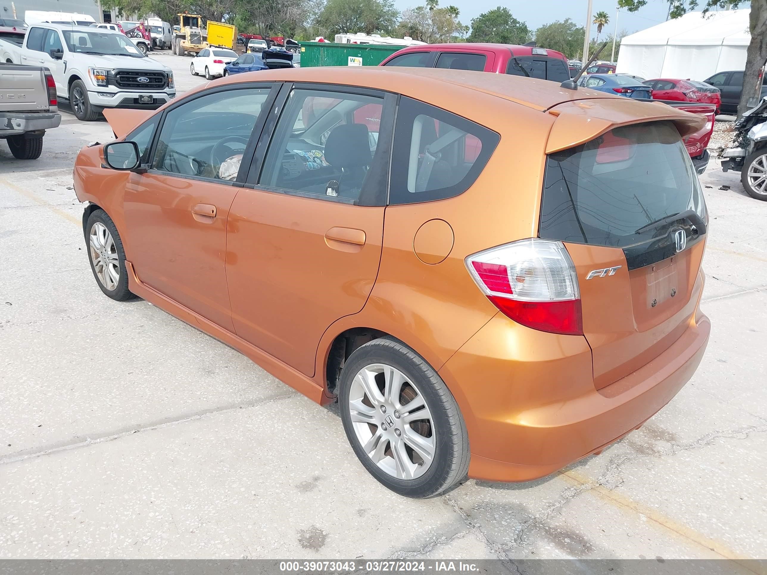 Photo 2 VIN: JHMGE8H46AC012254 - HONDA FIT 