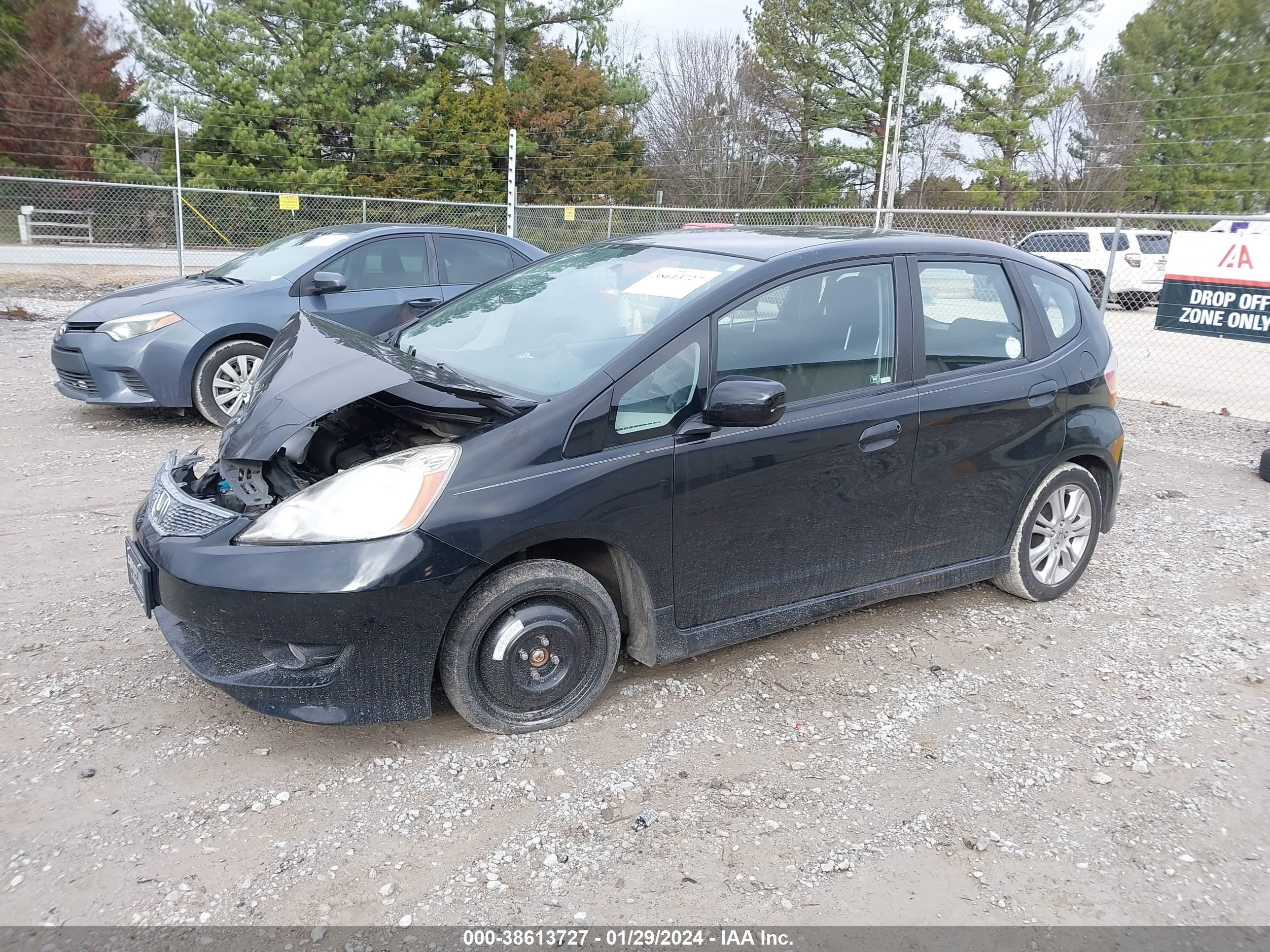 Photo 1 VIN: JHMGE8H46ACO28440 - HONDA FIT 