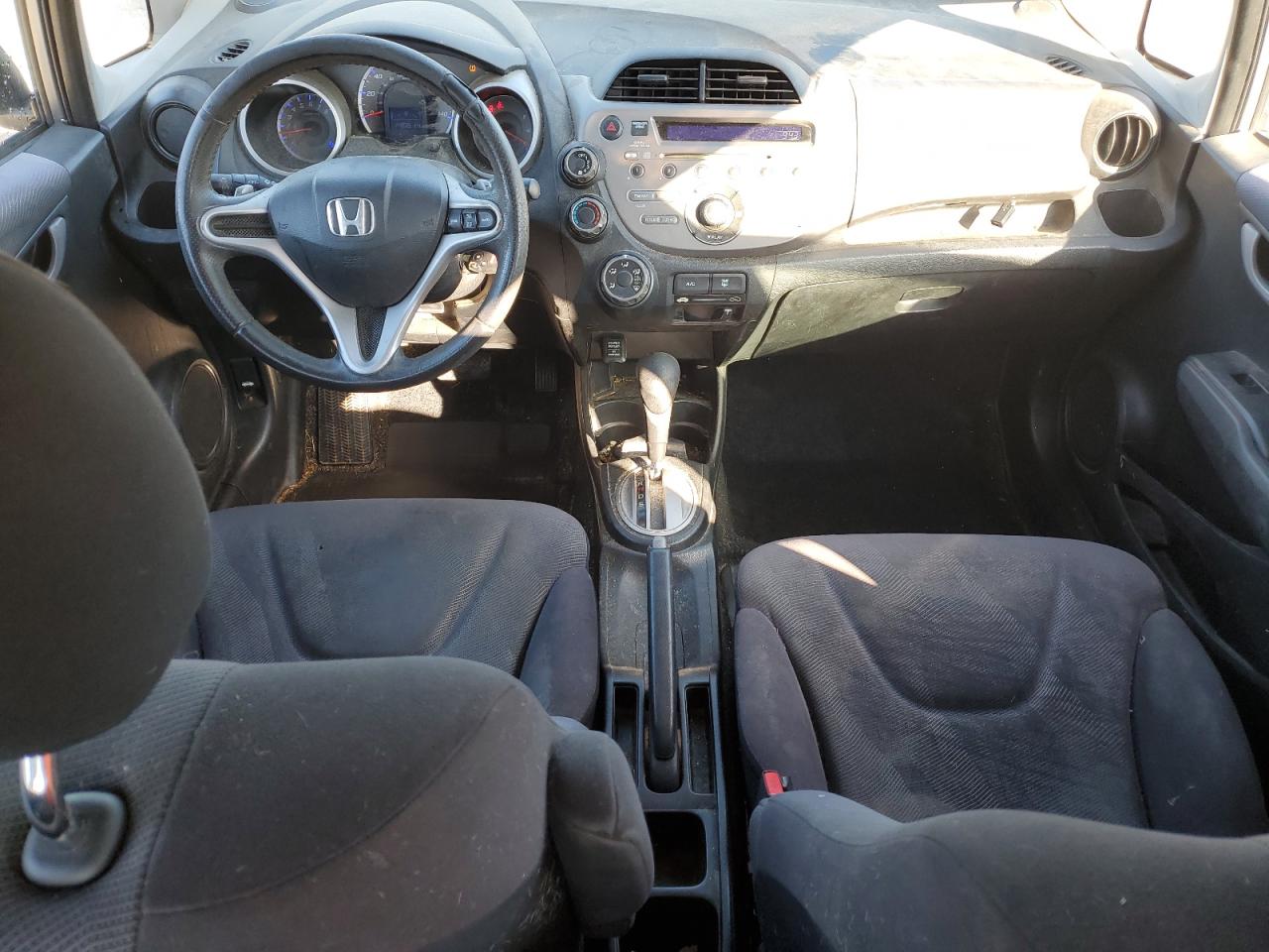 Photo 7 VIN: JHMGE8H46AS028430 - HONDA FIT 