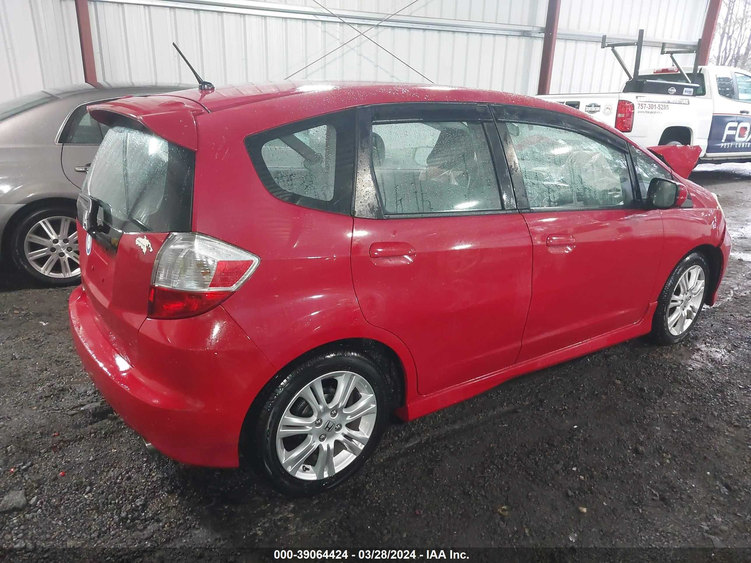 Photo 3 VIN: JHMGE8H47AC018743 - HONDA FIT 