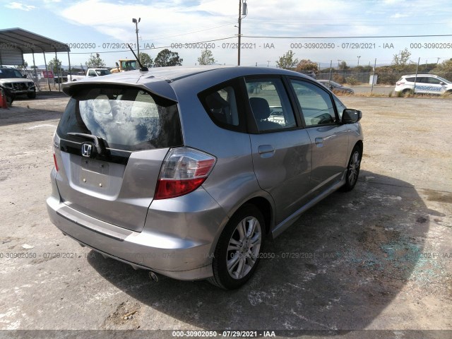 Photo 3 VIN: JHMGE8H47AS015881 - HONDA FIT 