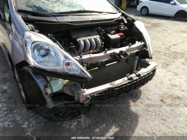 Photo 5 VIN: JHMGE8H47AS015881 - HONDA FIT 