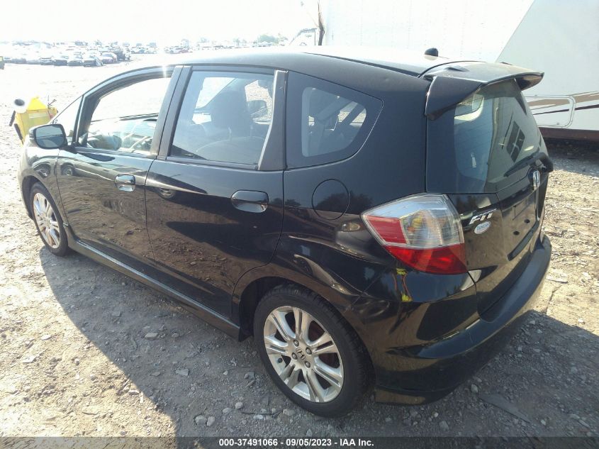 Photo 2 VIN: JHMGE8H48AC002566 - HONDA FIT 