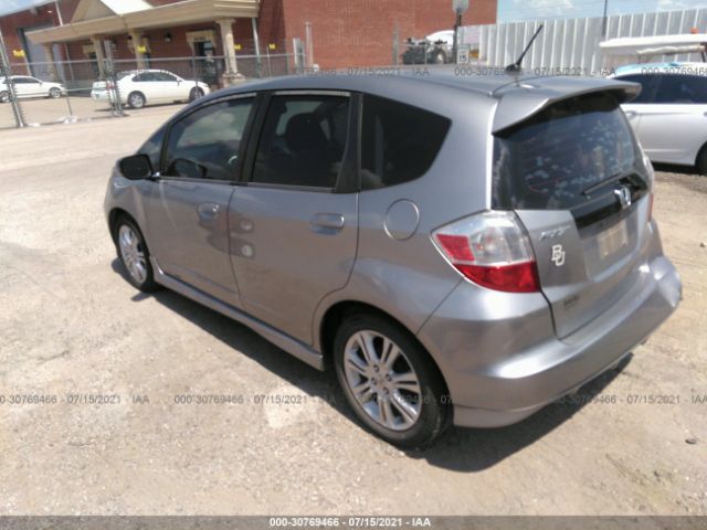 Photo 2 VIN: JHMGE8H48AC029217 - HONDA FIT 