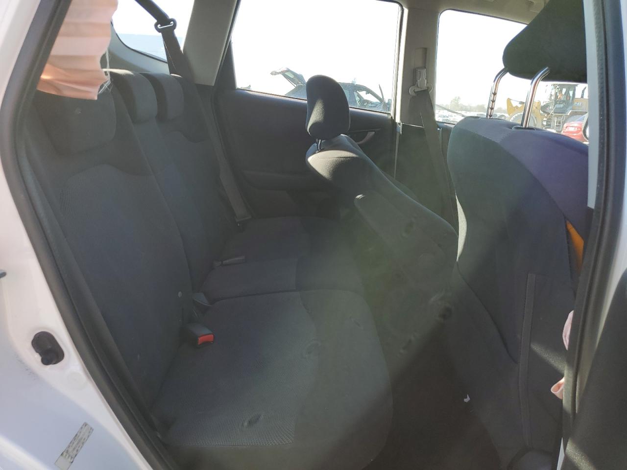 Photo 9 VIN: JHMGE8H49AC005959 - HONDA FIT 