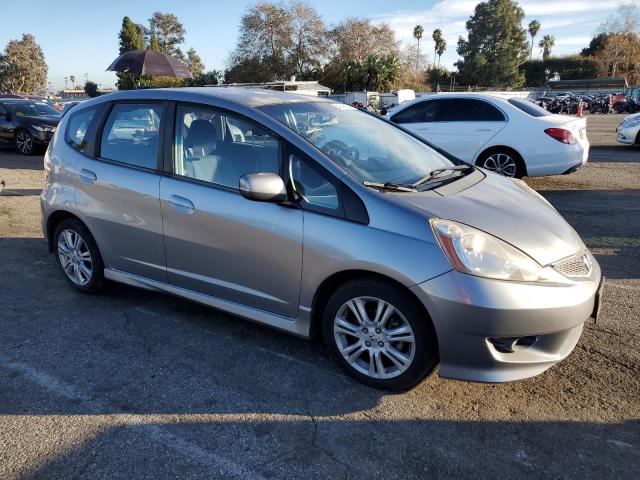 Photo 3 VIN: JHMGE8H49AC011017 - HONDA FIT 