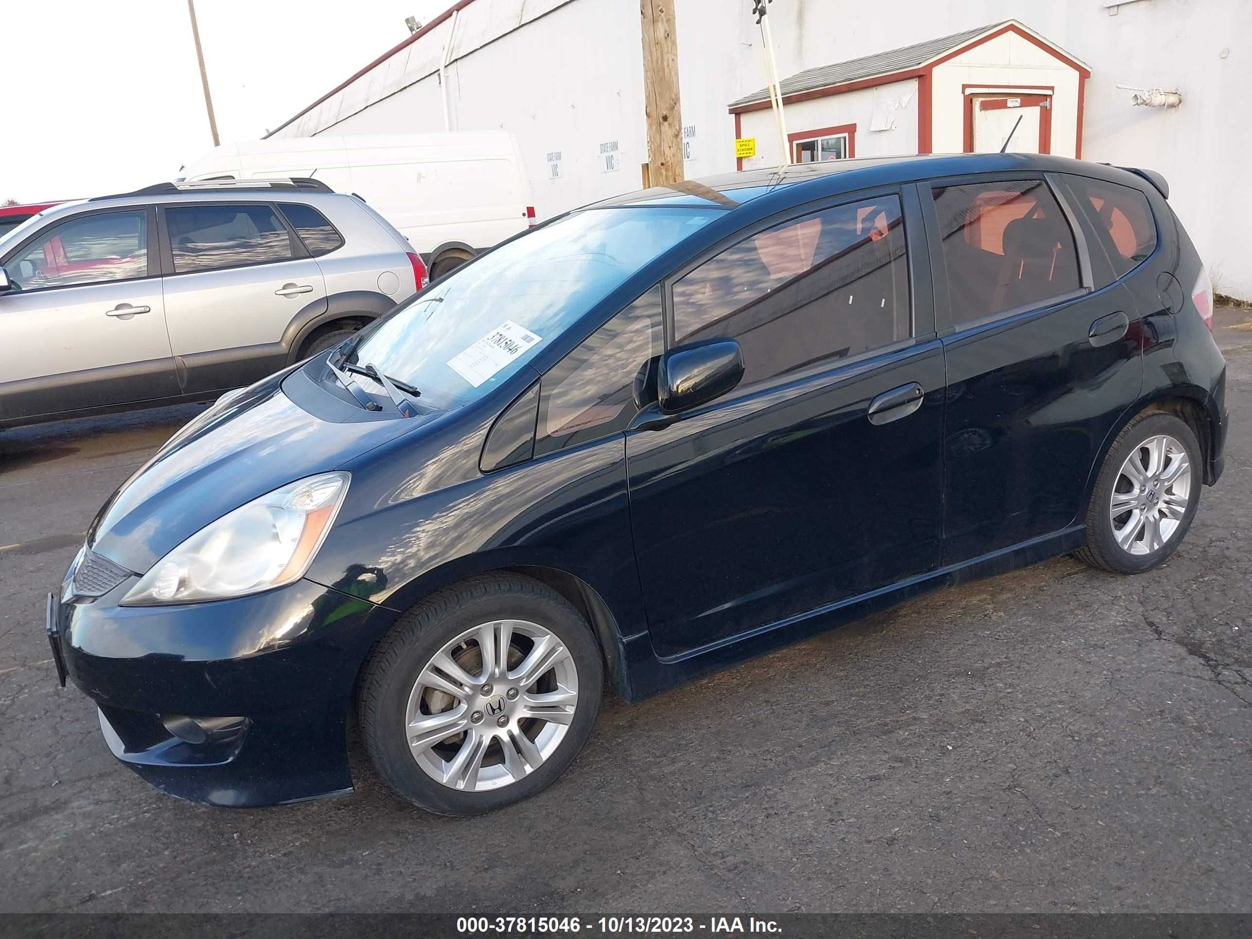 Photo 1 VIN: JHMGE8H4XAC004285 - HONDA FIT 